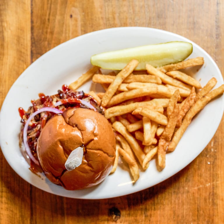 Pulled Pork Sandwich Delight